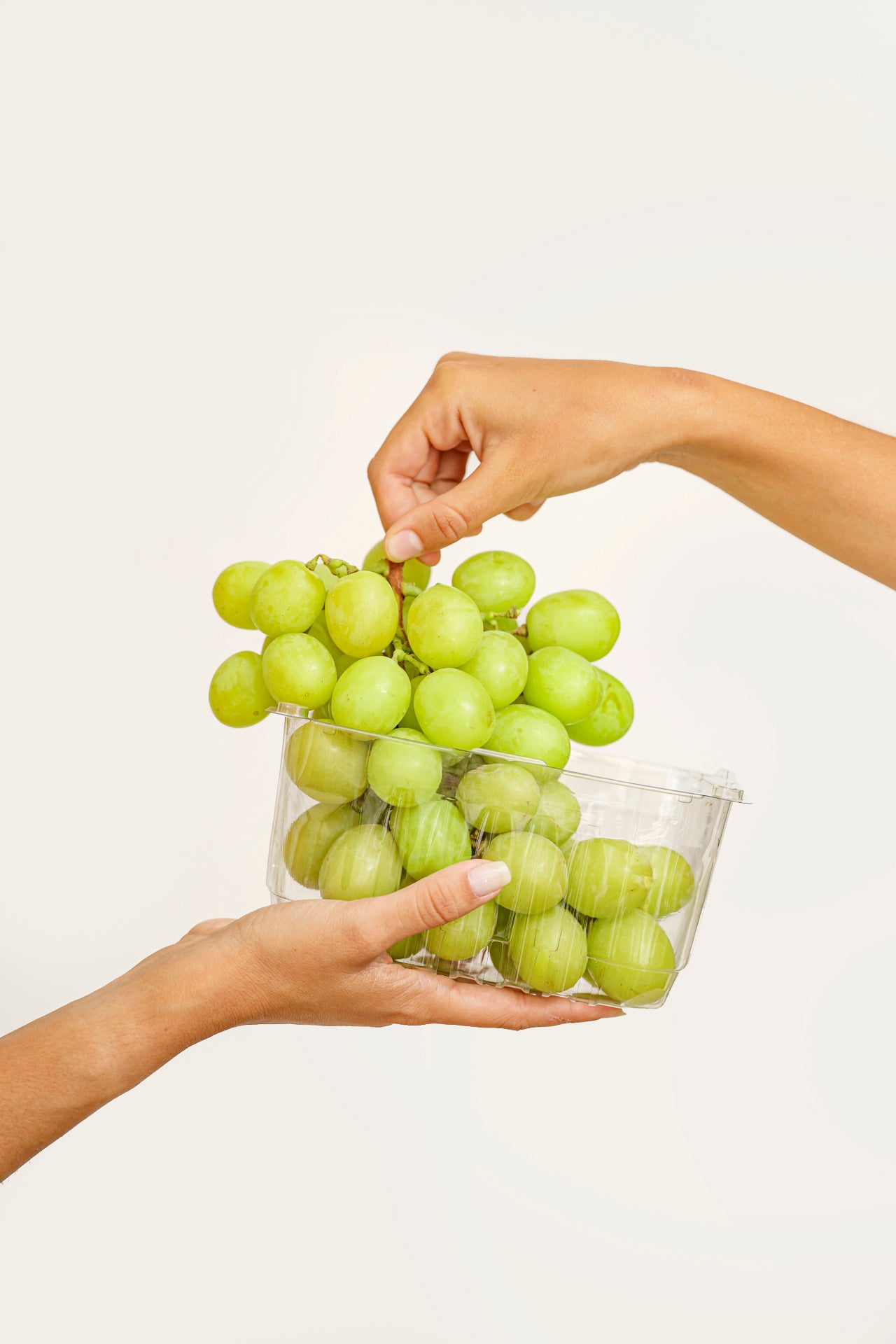 UVAS VERDES 500GR MUSCATEL
